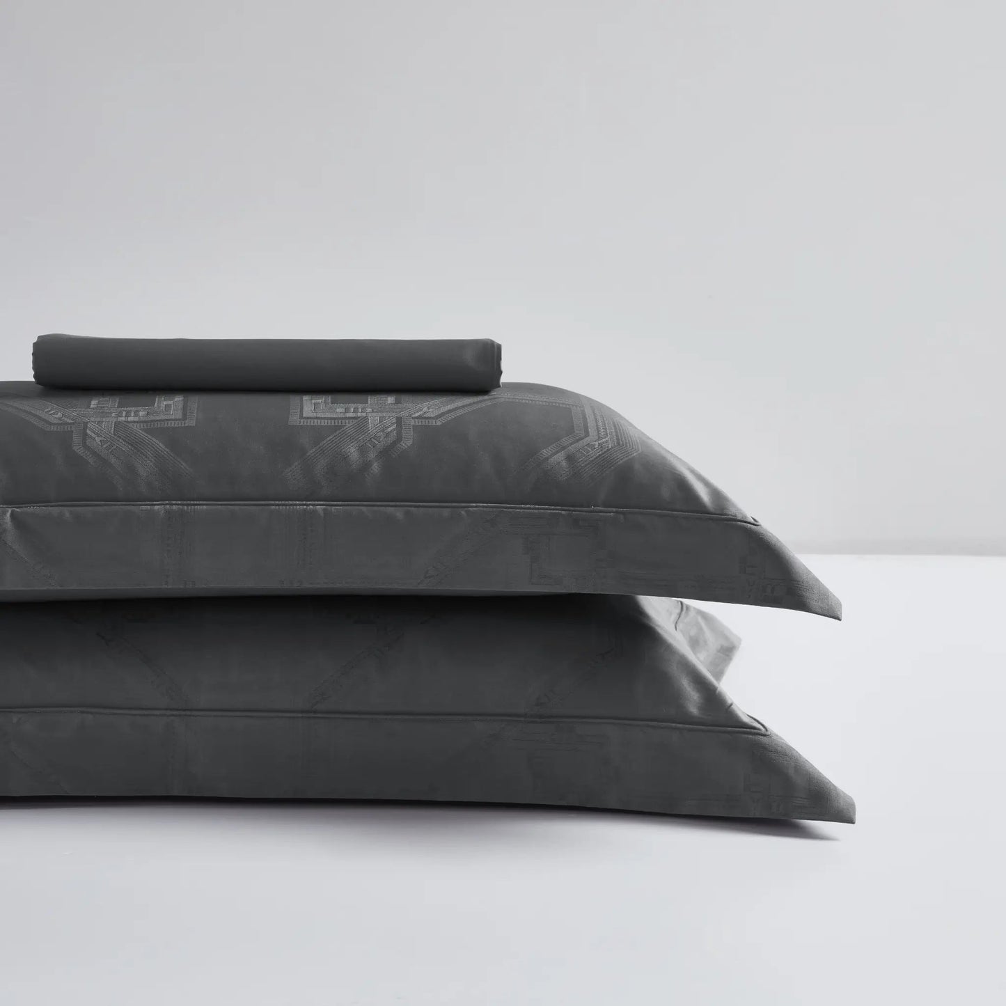 Royal Jacquard Super King Bedsheet Set with Horse Motif | 100% Egyptian Cotton